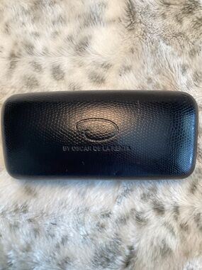 Oscar de la Renta Clamshell Case